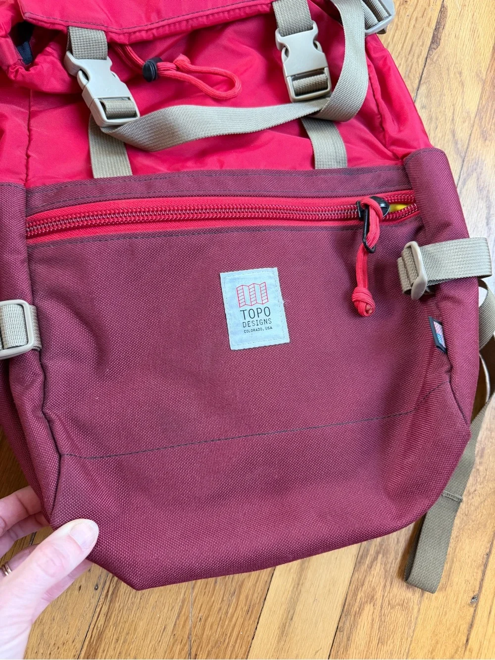 Topo designs two toned red rover pack classic - Picture 2 of 9